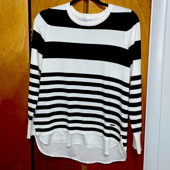 Calvin Klein Women’s Black & White Striped Long Sleeve Sweater - Picture 1 of 4
